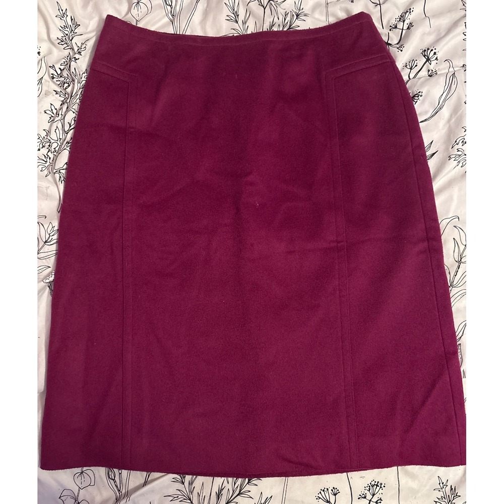 Ann Taylor Burgundy Virgin Wool‎ & Cashmere Blend Pencil Skirt, Size 6